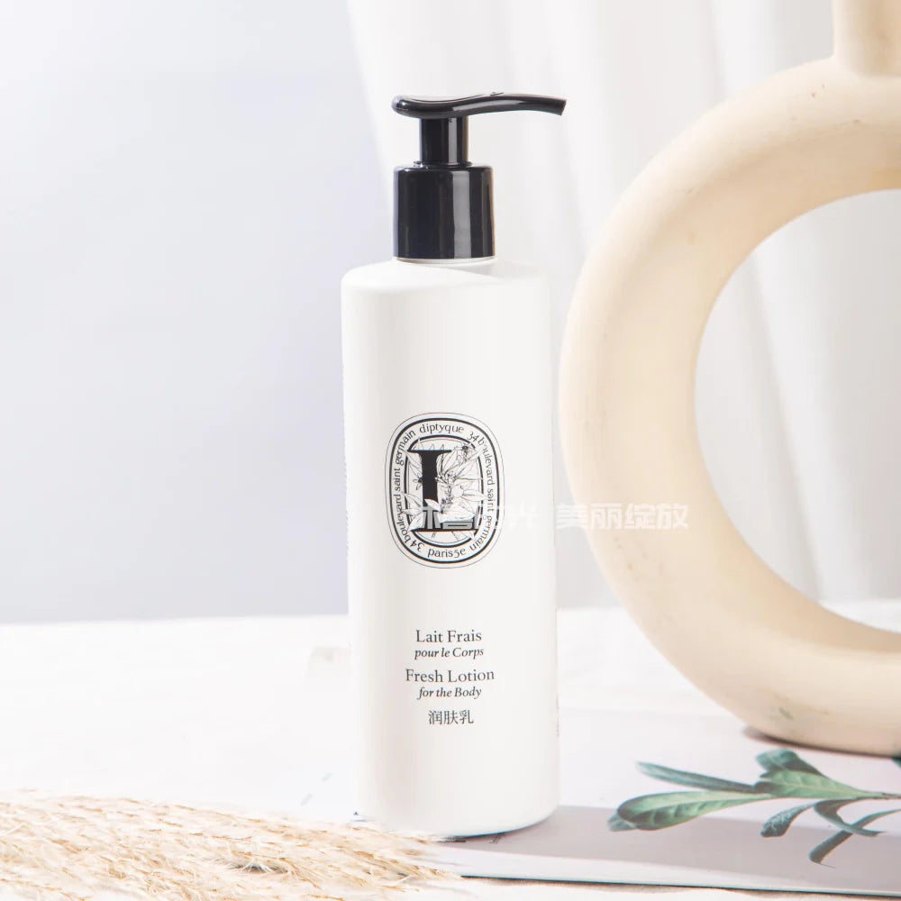 The Ritz-Carlton Body Lotion 290ML | DIPTYQUE L'ART DU SOIN